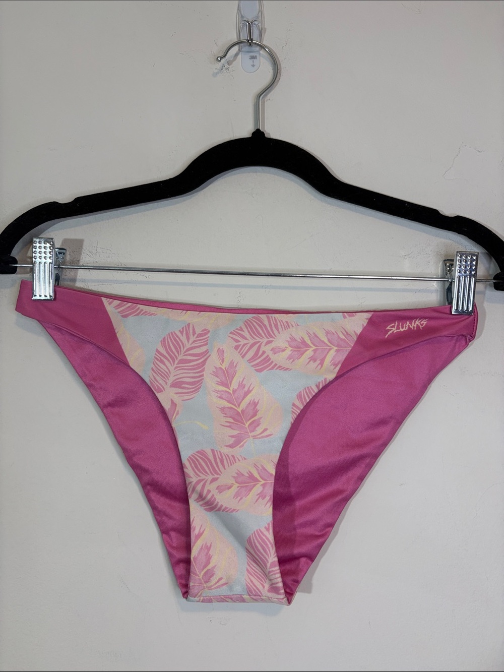 Slunks Women’s Beach Volleyball Bikini Bottoms Slunkini Reversible Pink Palm